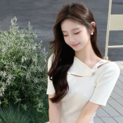左边最后那栋房子